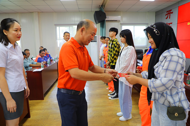 “金秋助學，圓夢明佳！”明佳集團黨支部及工會組織開展愛心助學活動！